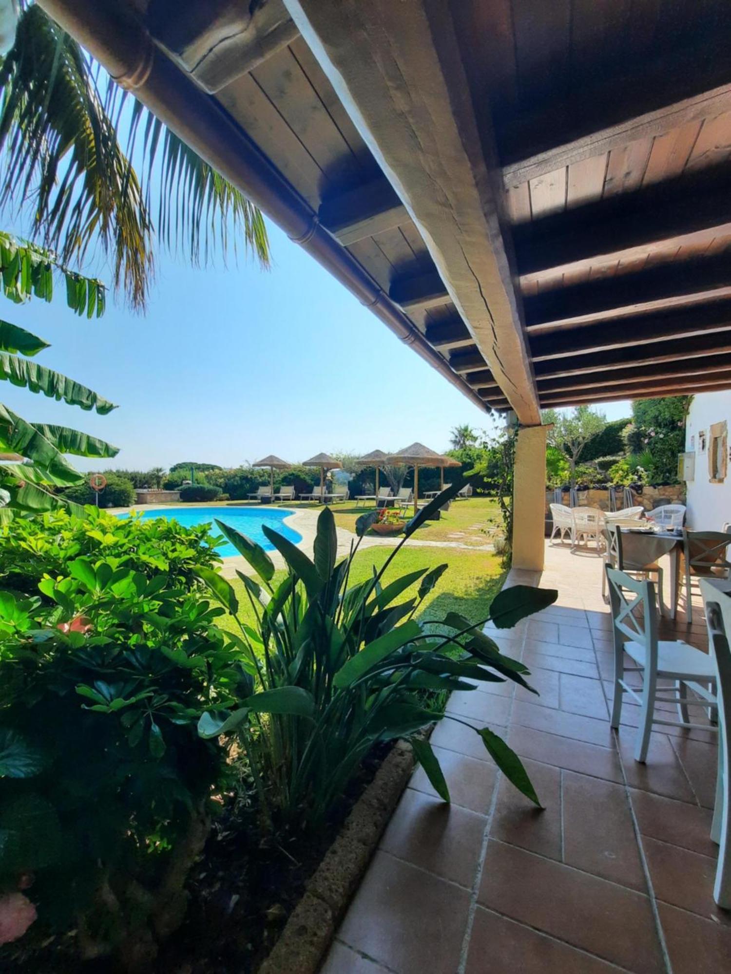 Residence Le Bouganville Villasimius Exterior foto