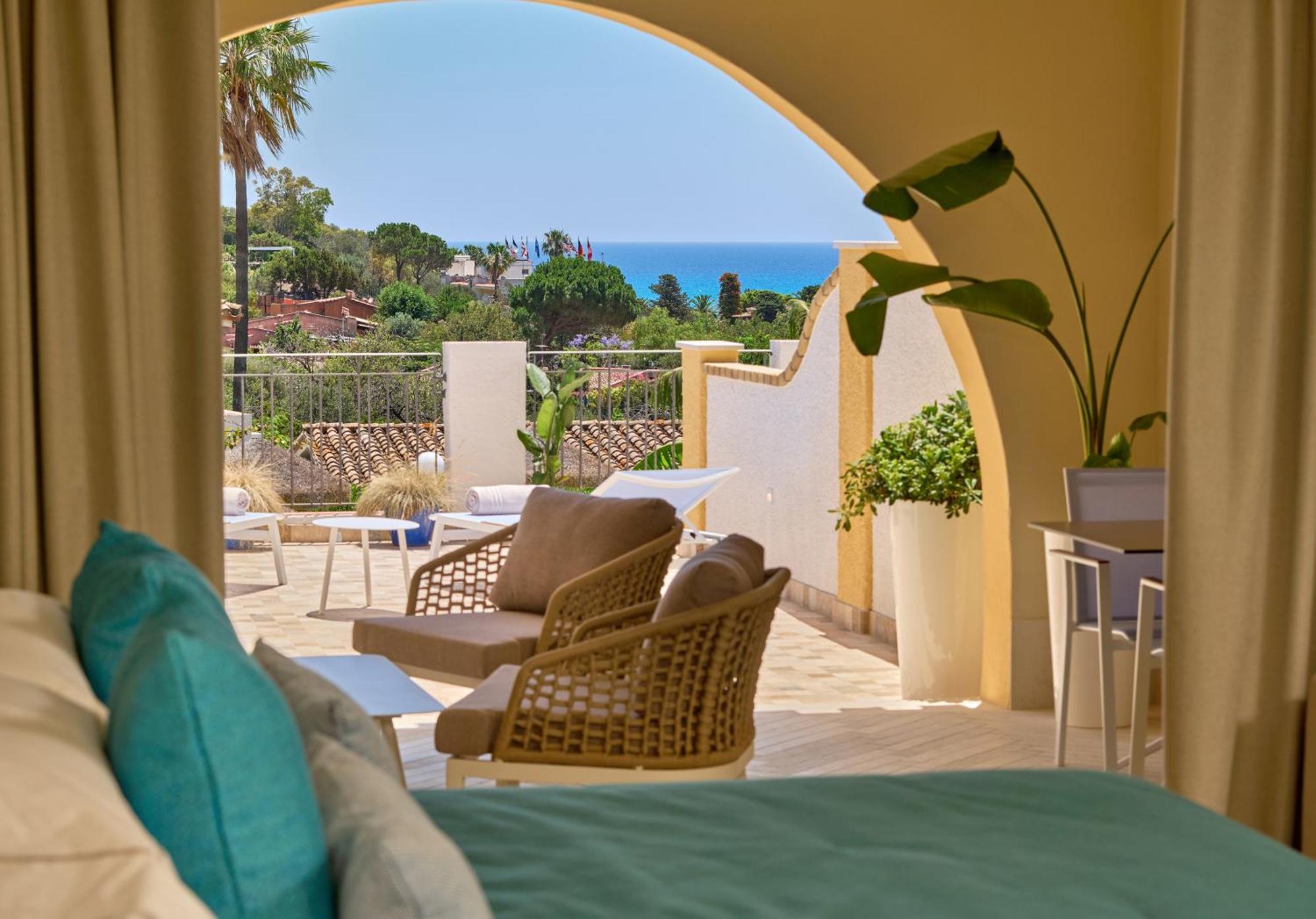 Residence Le Bouganville Villasimius Exterior foto