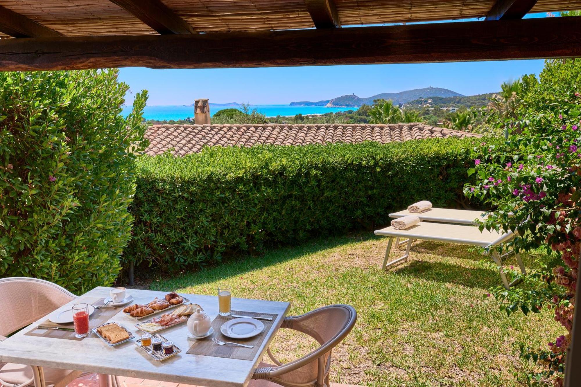 Residence Le Bouganville Villasimius Exterior foto